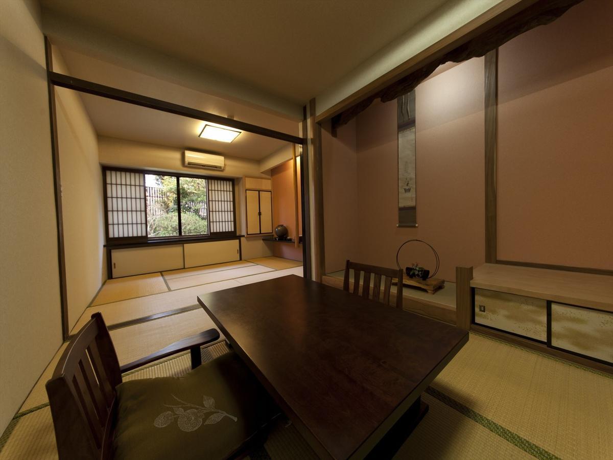Gokuraku Onsen Takumi No Yado Hotel Takaharu Bagian luar foto