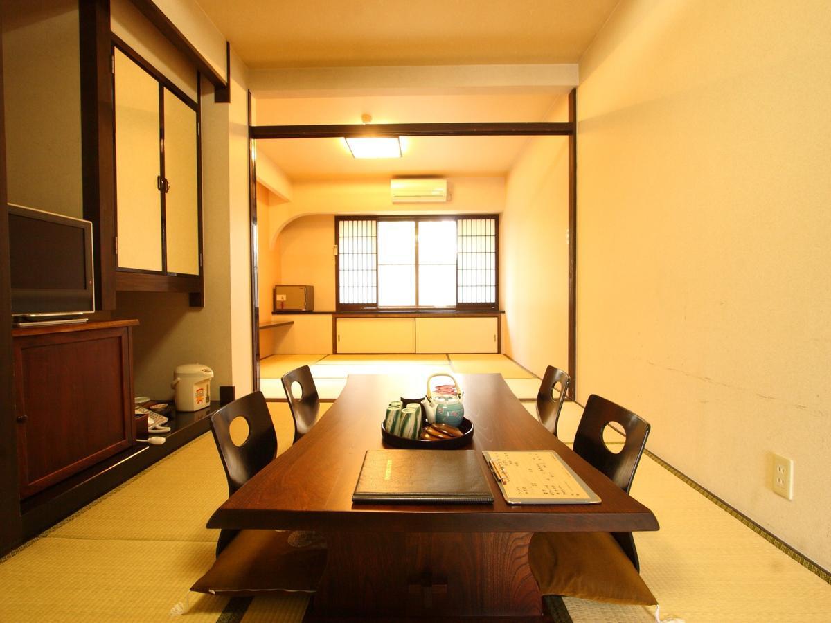 Gokuraku Onsen Takumi No Yado Hotel Takaharu Bagian luar foto
